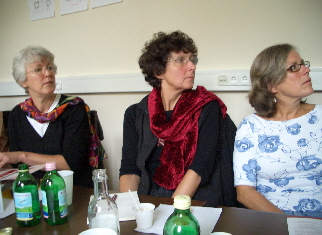 CIMG1571 3 Teilnehmerinnen des Kontakseminars in Frankreich